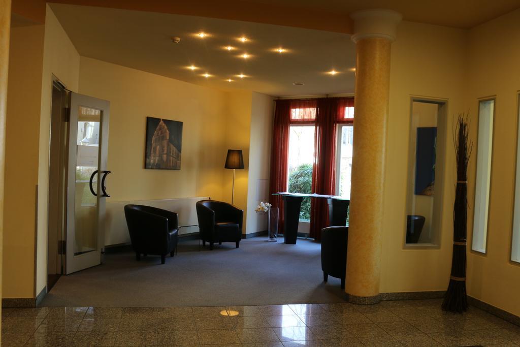 Vitalotel Roonhof Бад-Зальцуфлен Экстерьер фото
